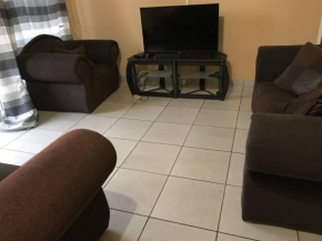 Stunning 2 bedroom guesthouse available